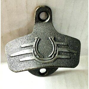 2010 Marlboro Lucky Horseshoe Metal Bottle Opener Wall Bar Mount Man Cave